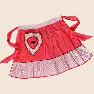 Vintage 🌸 50s Red Heart Apron